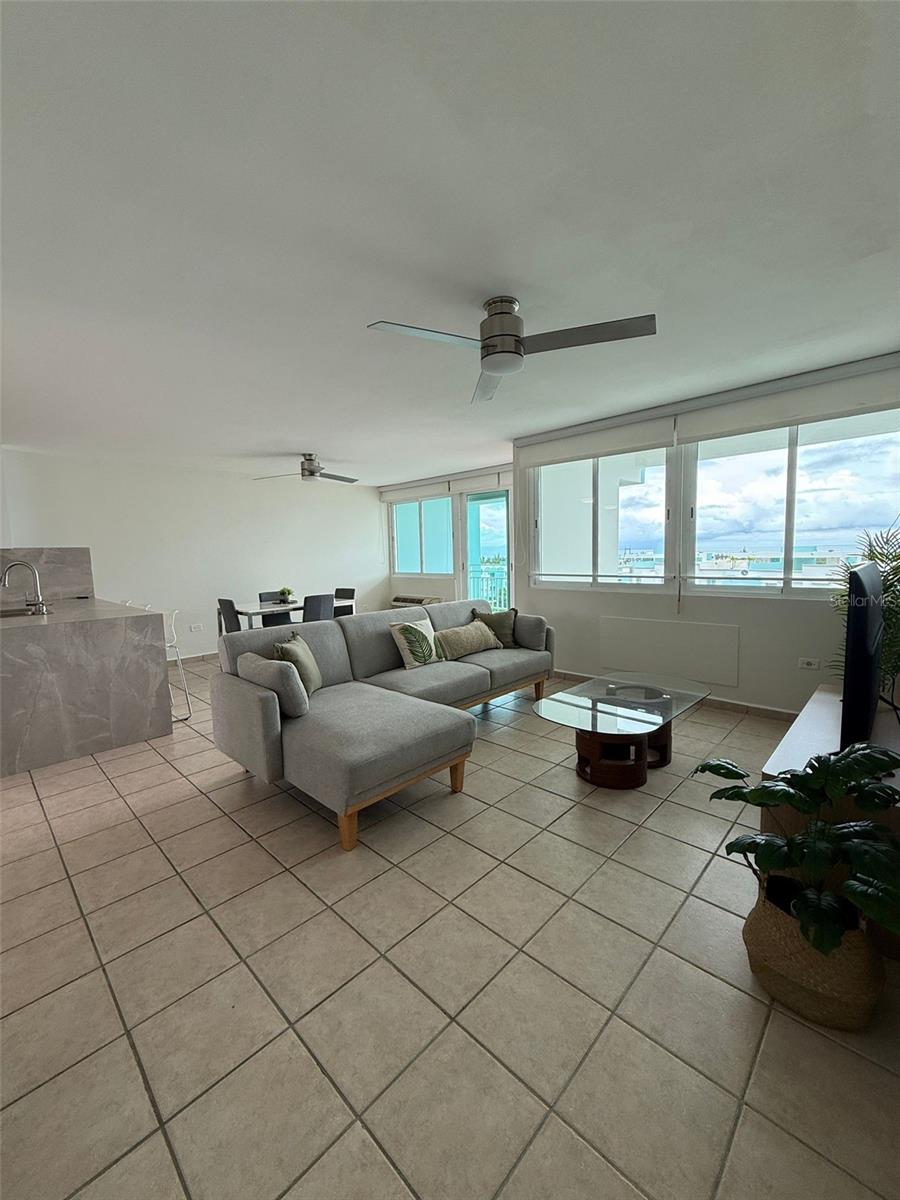 96qj+3rg Cll Las Colinas, PR