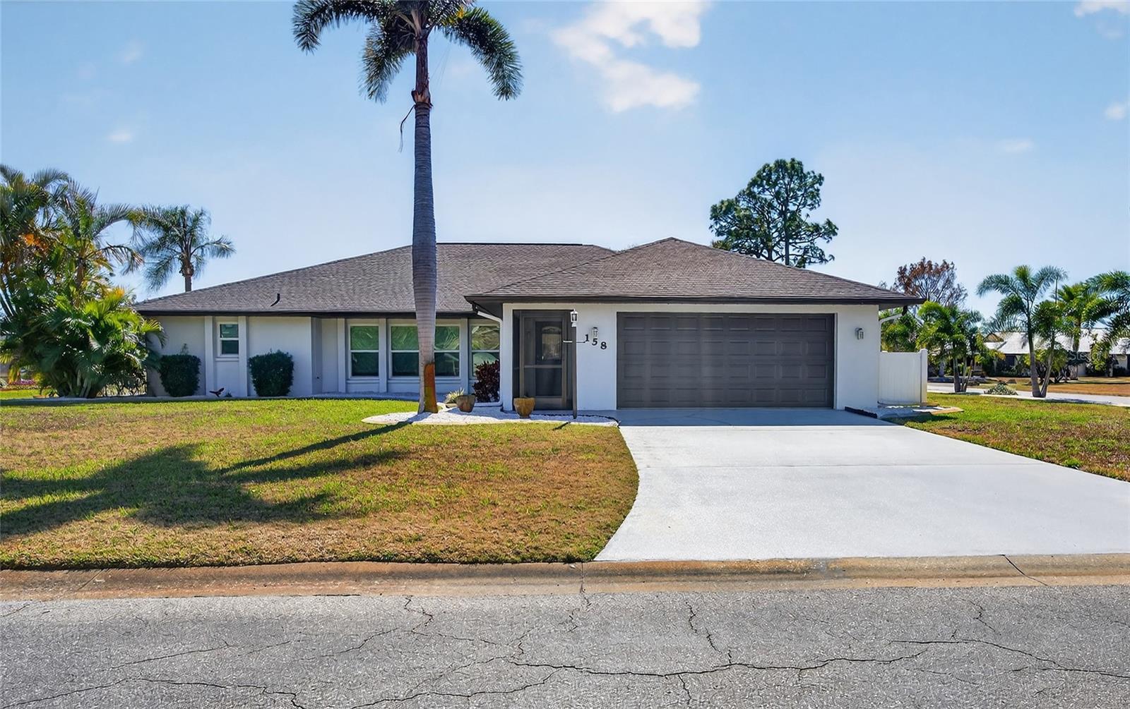 158 Hourglass Dr, FL