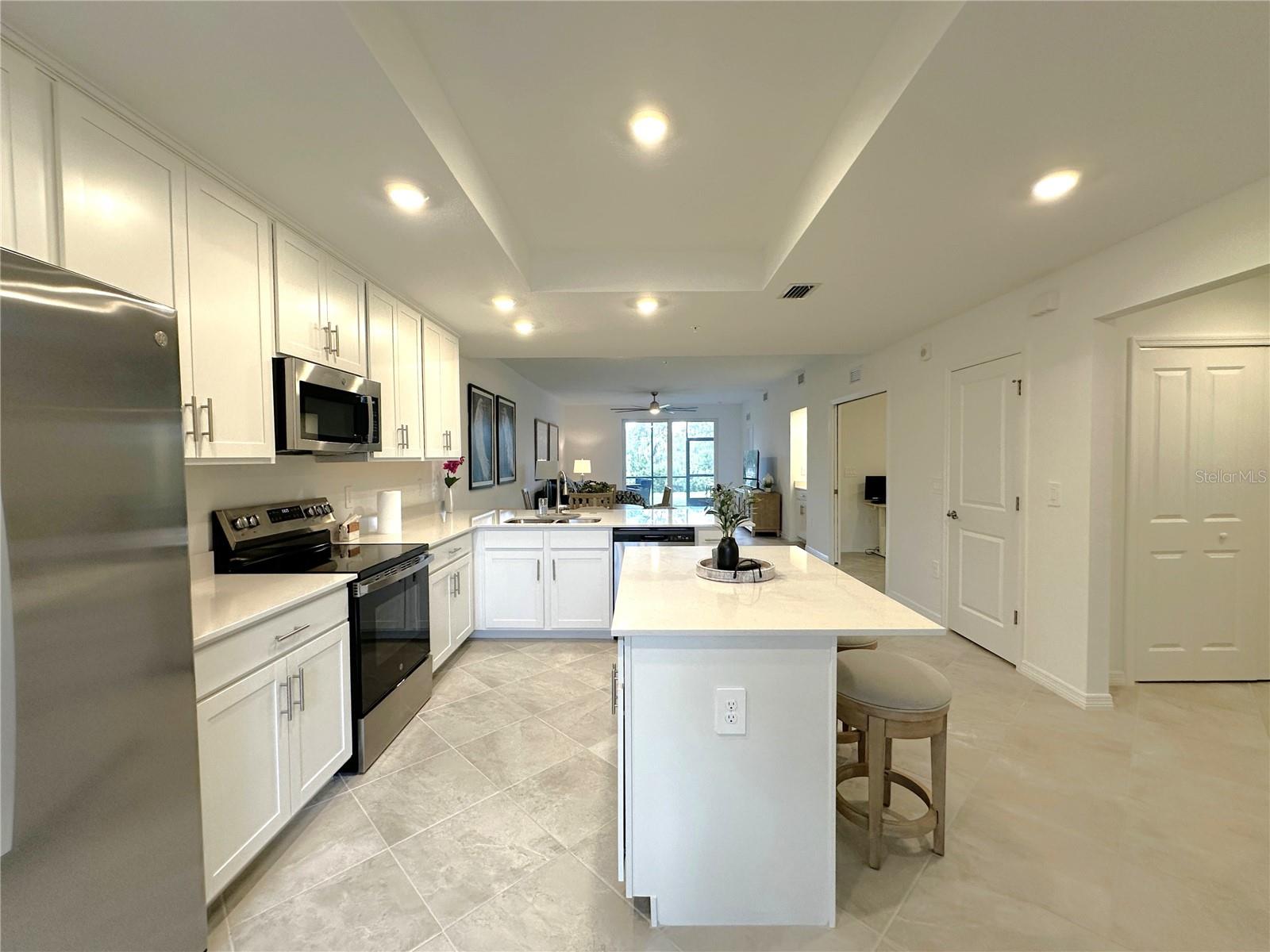 14221 Heritage Landing Boulevard, FL