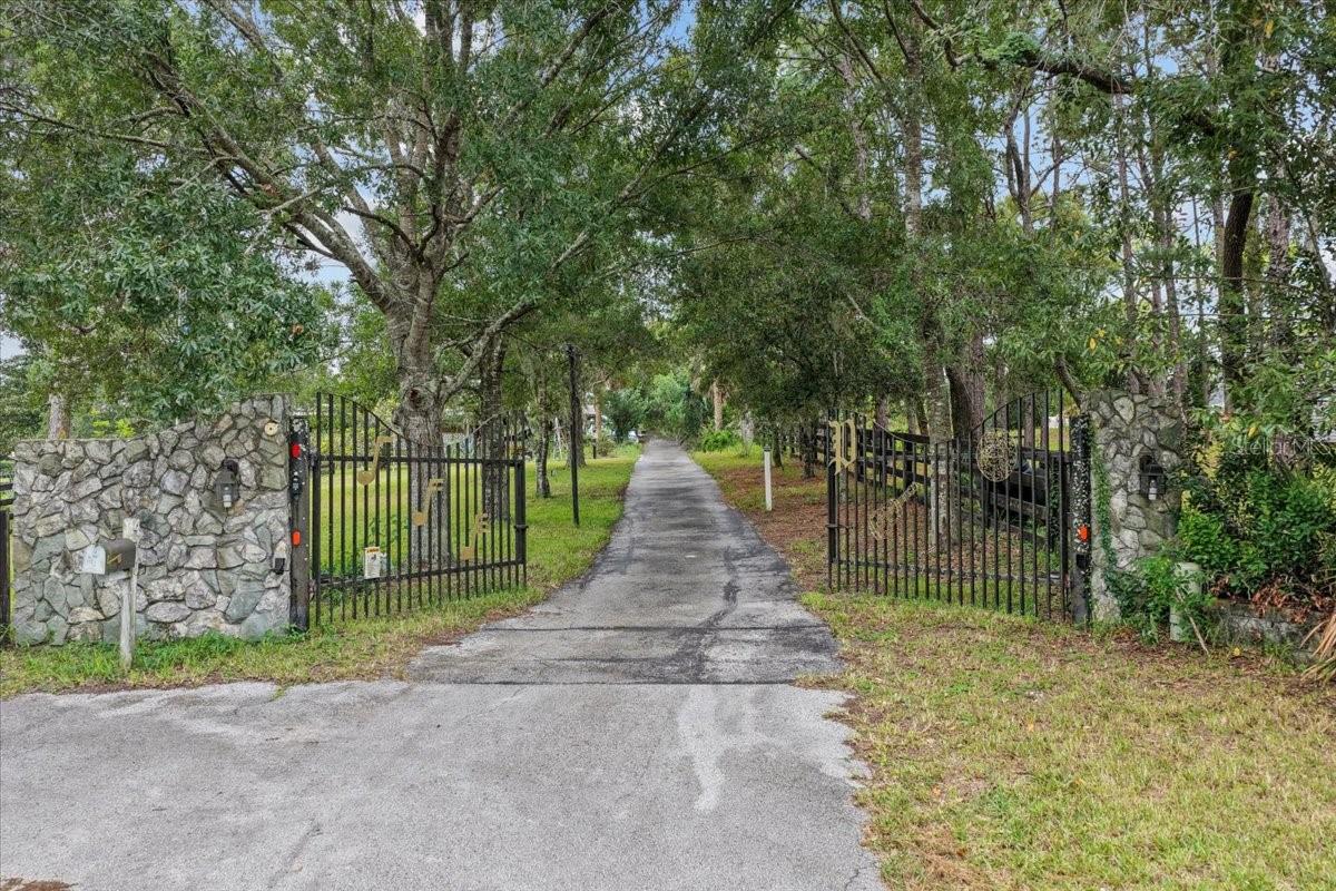 470 Fay Avenue, FL