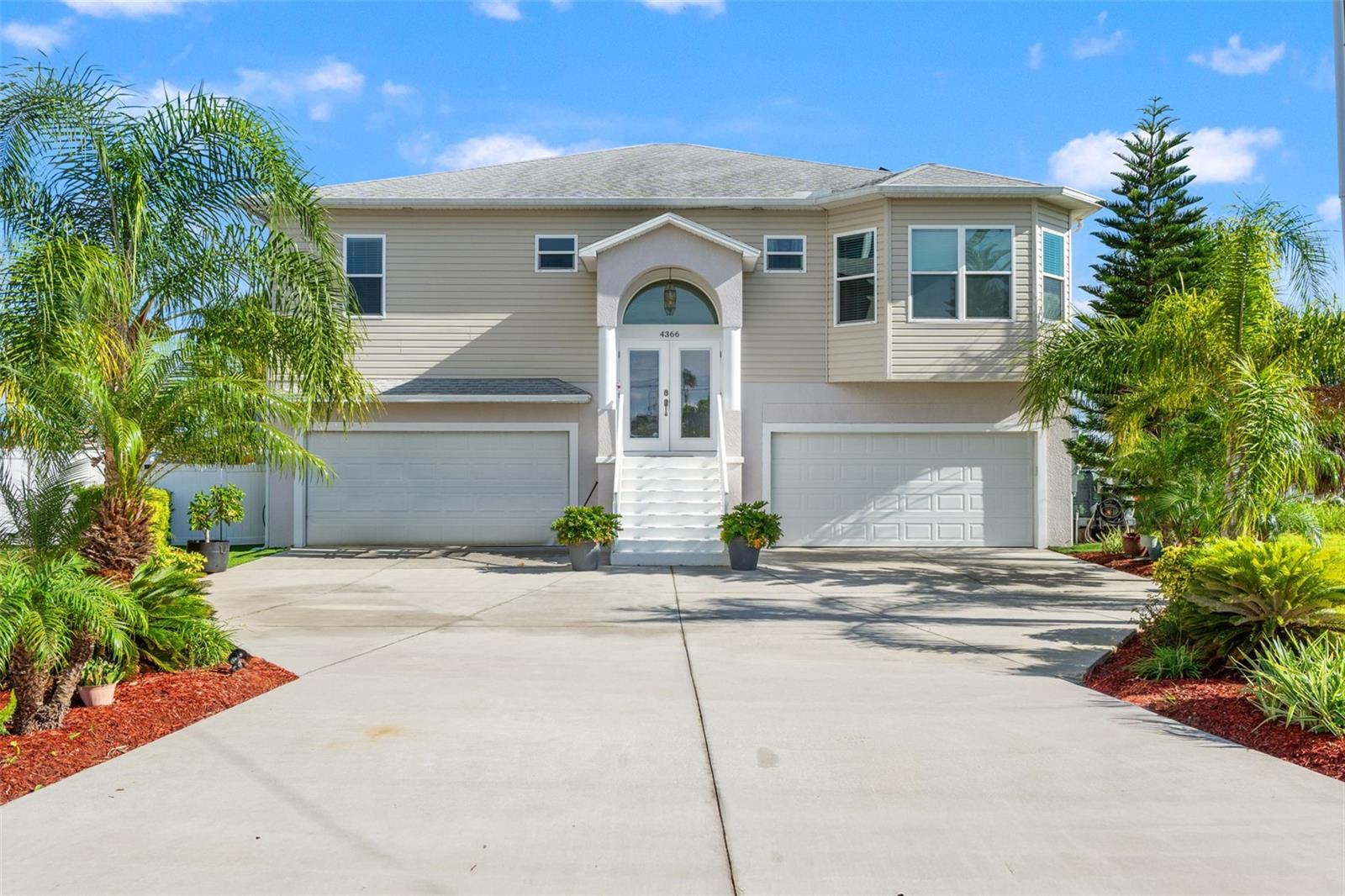 4366 6th Isle Dr, FL