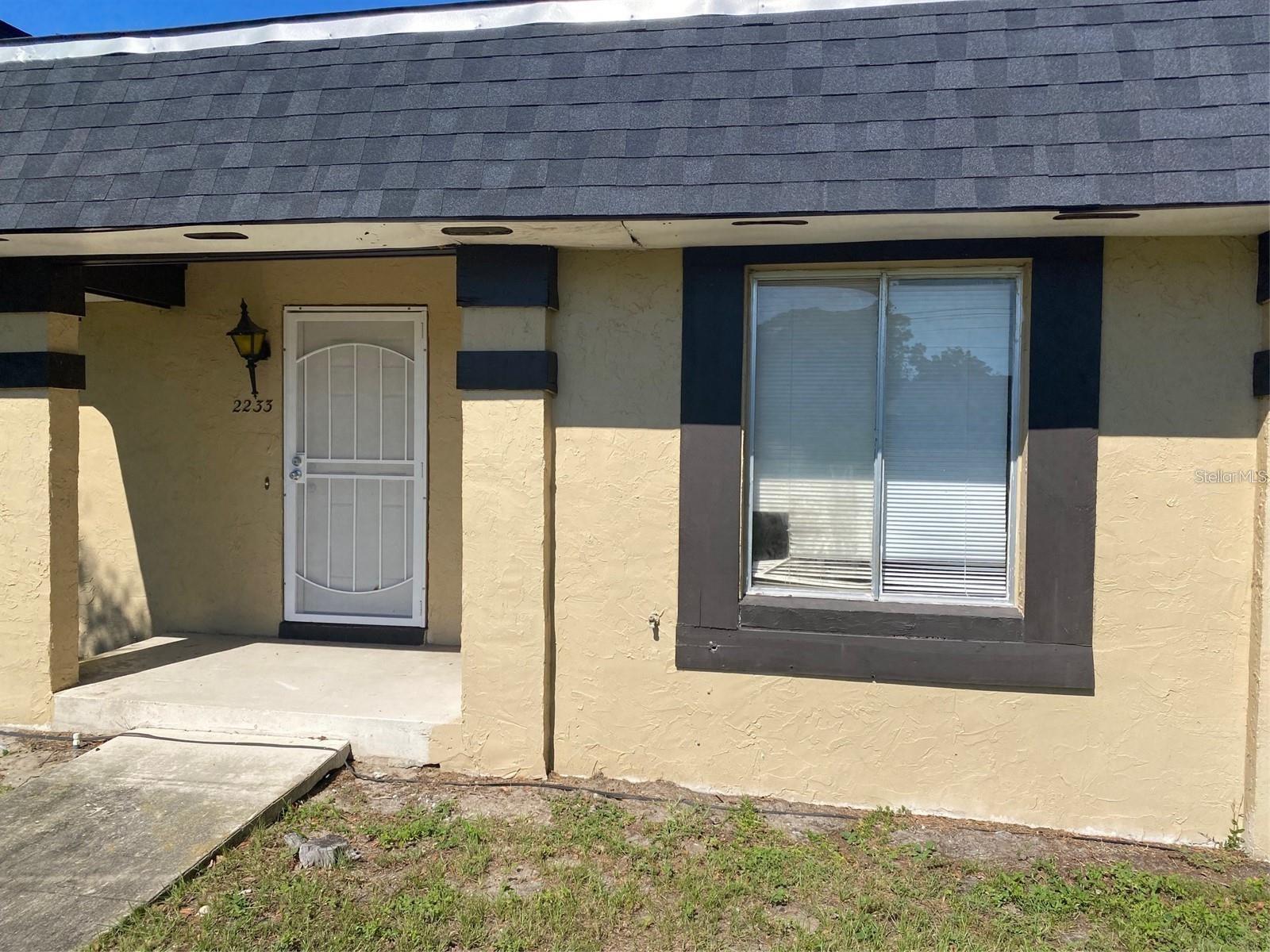 2233 Silver Pines Place, FL
