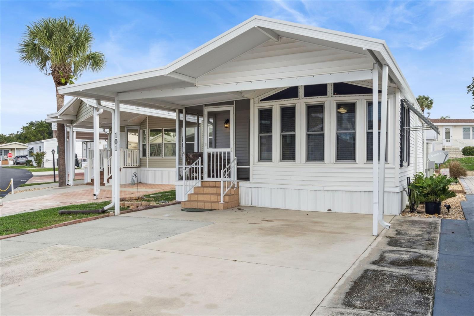 101 Tournament Drive, FL