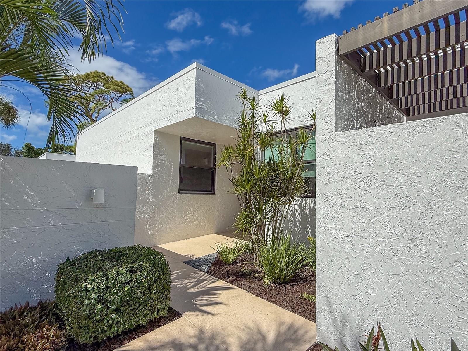 609 Bayport Way, FL