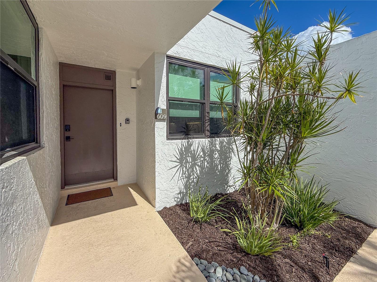 609 Bayport Way, FL