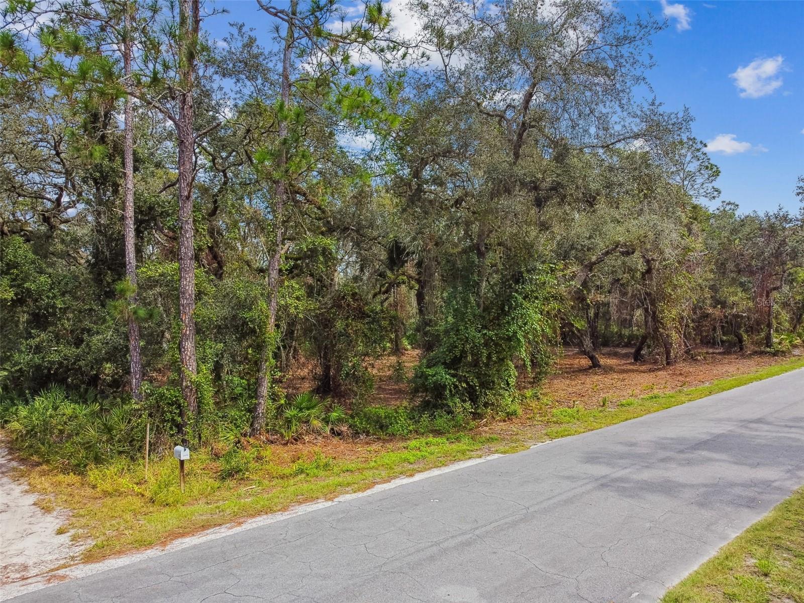 5466 And 5476 Cyril Dr, FL