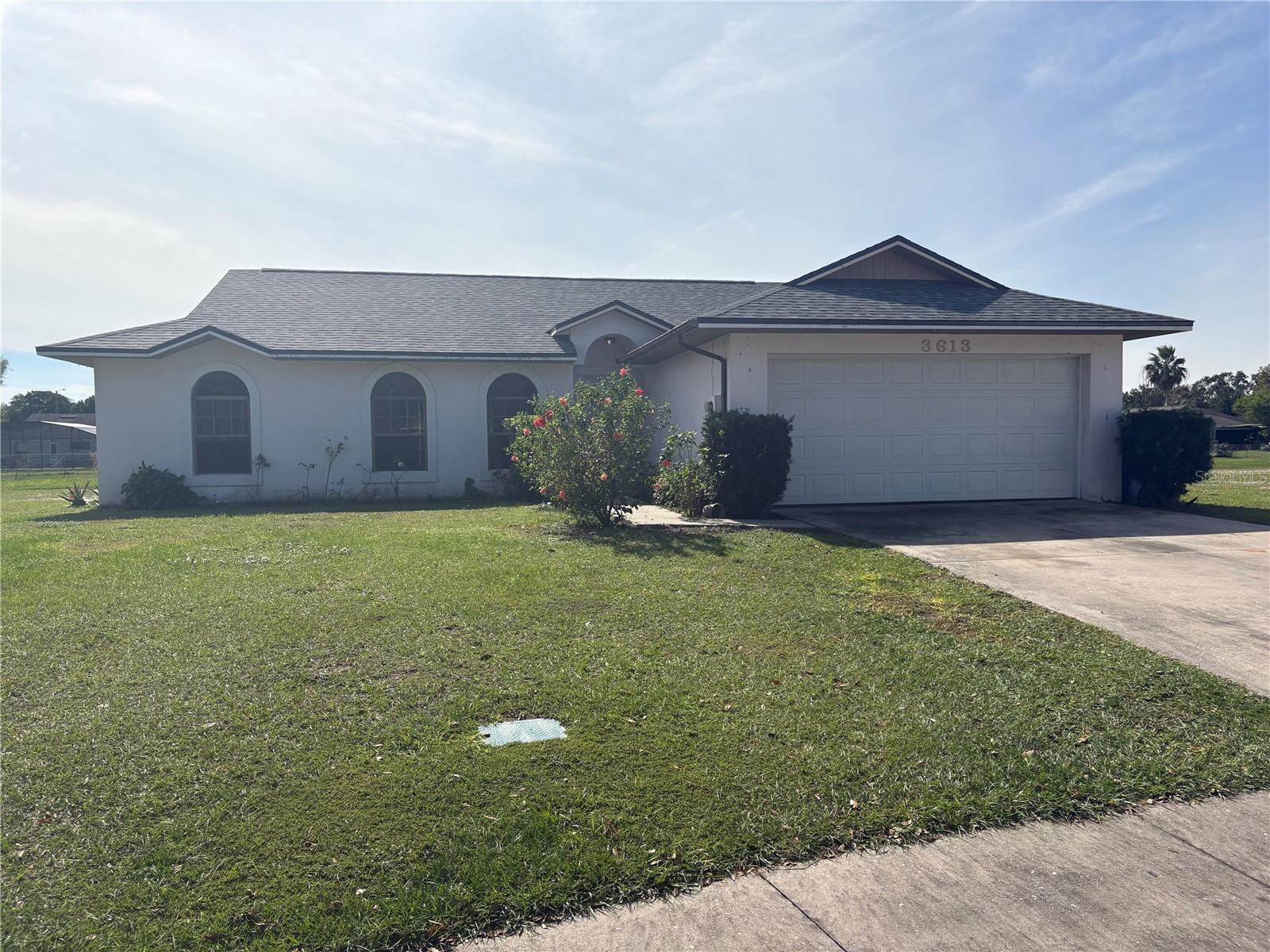 3613 Willow Lake Court, FL