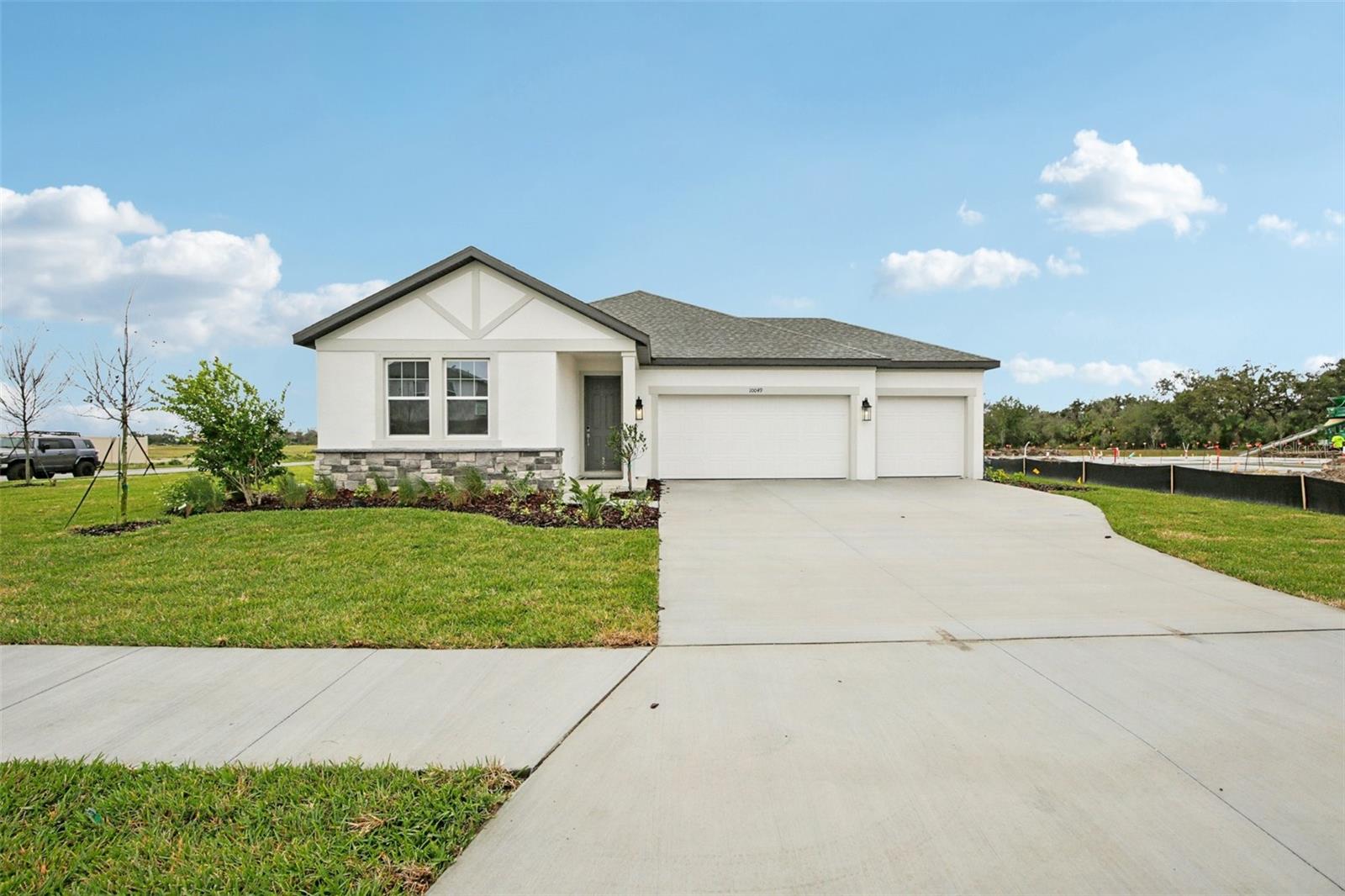 10049 Hidden Hammock Loop, FL