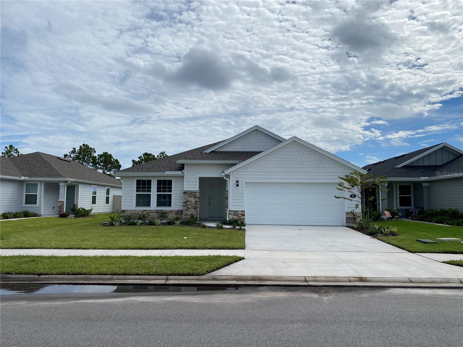 42 Camellia St, FL