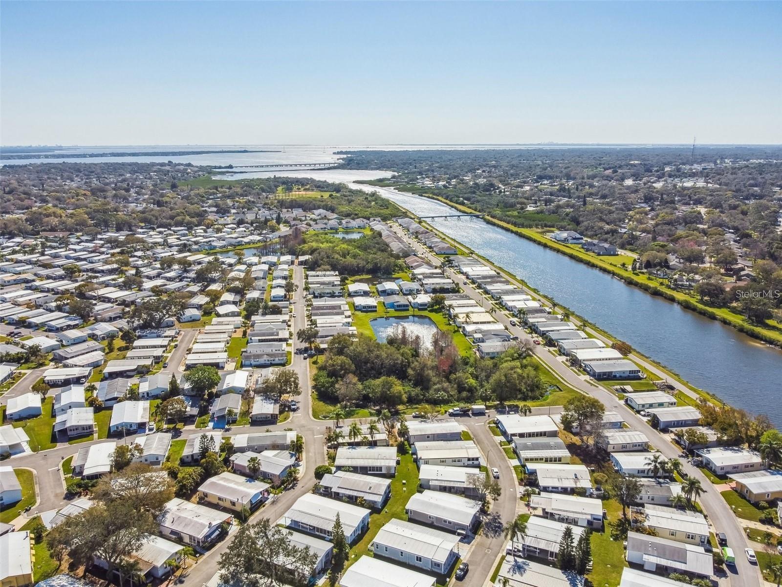 347 Canal Way, FL