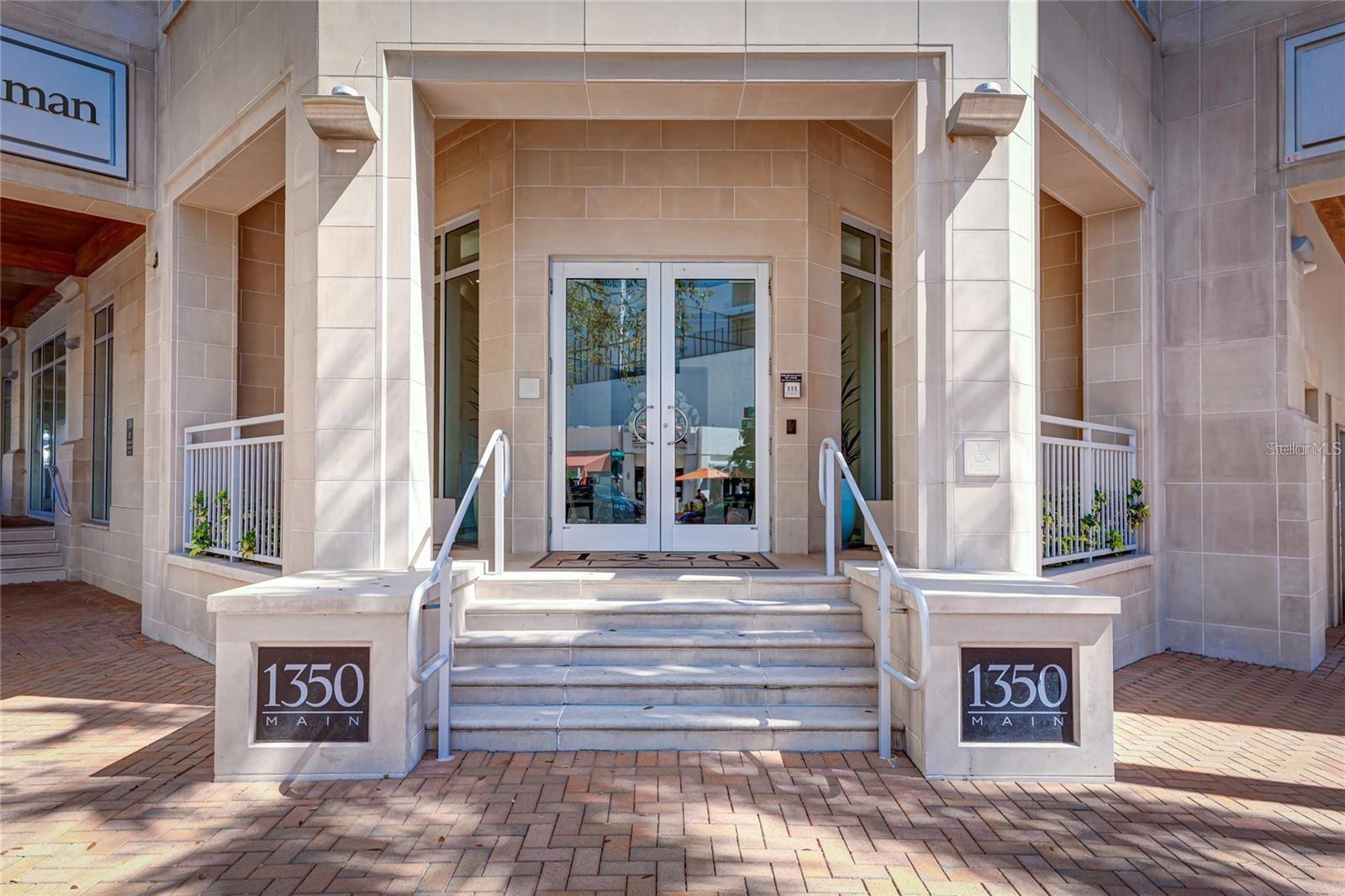 1350 Main Street, FL