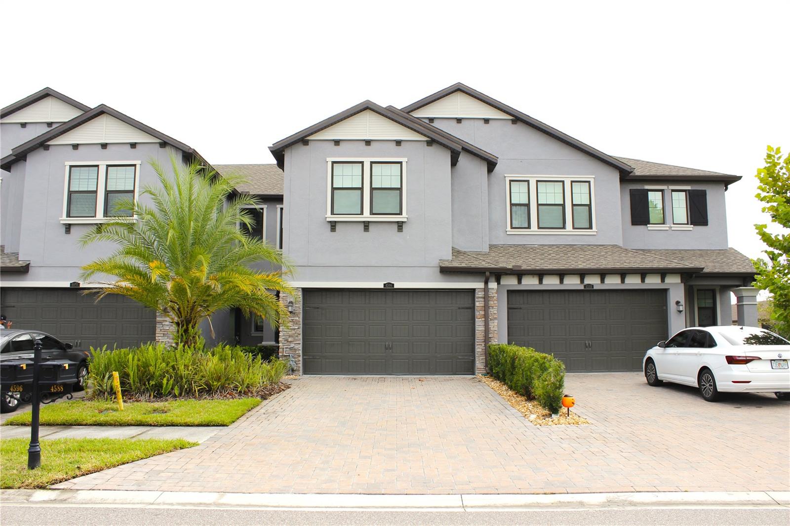 4596 Almada Ln, FL