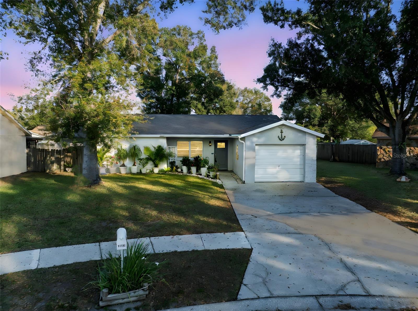 11305 Silverleaf Court, FL