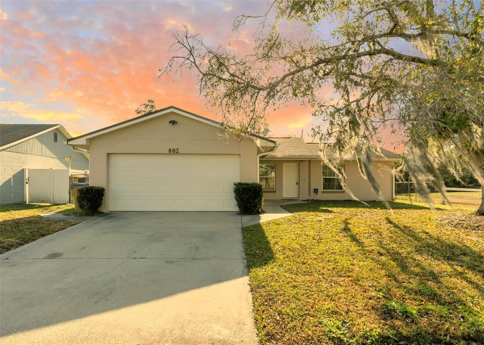 802 Darby Dr, FL