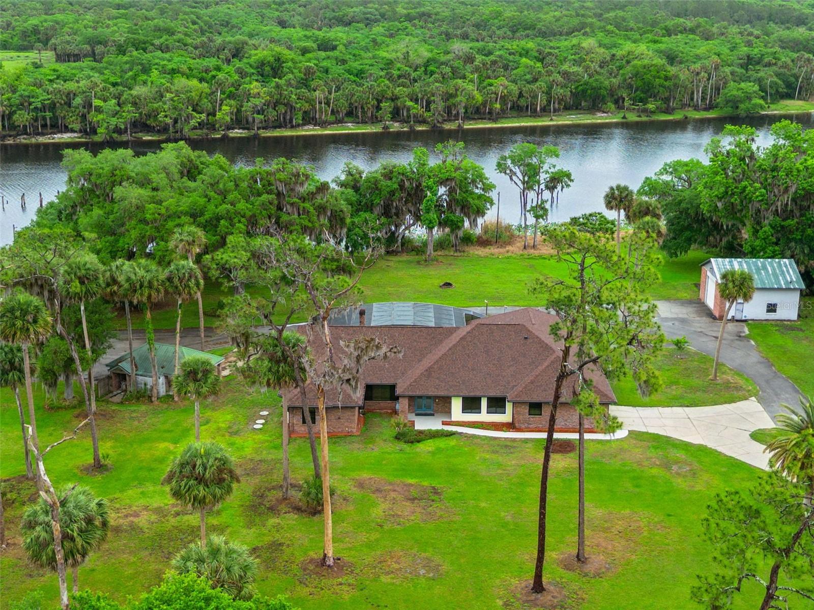 2565 Osceola Road, FL