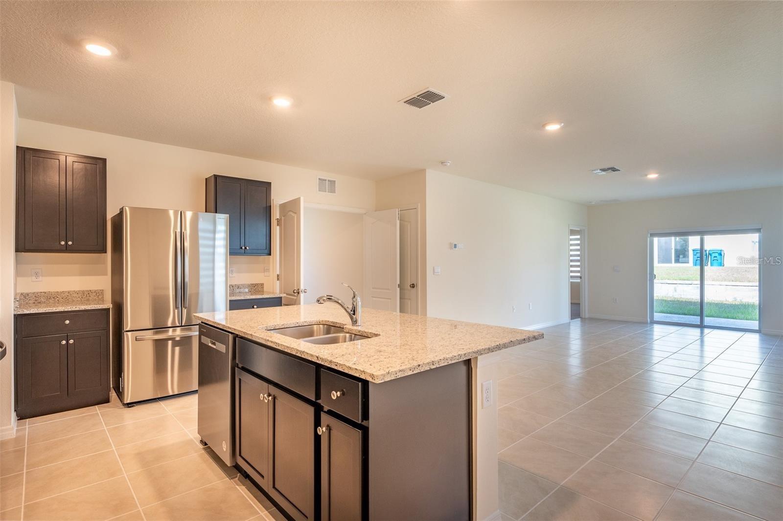 2464 Ribbon Fall Avenue, FL