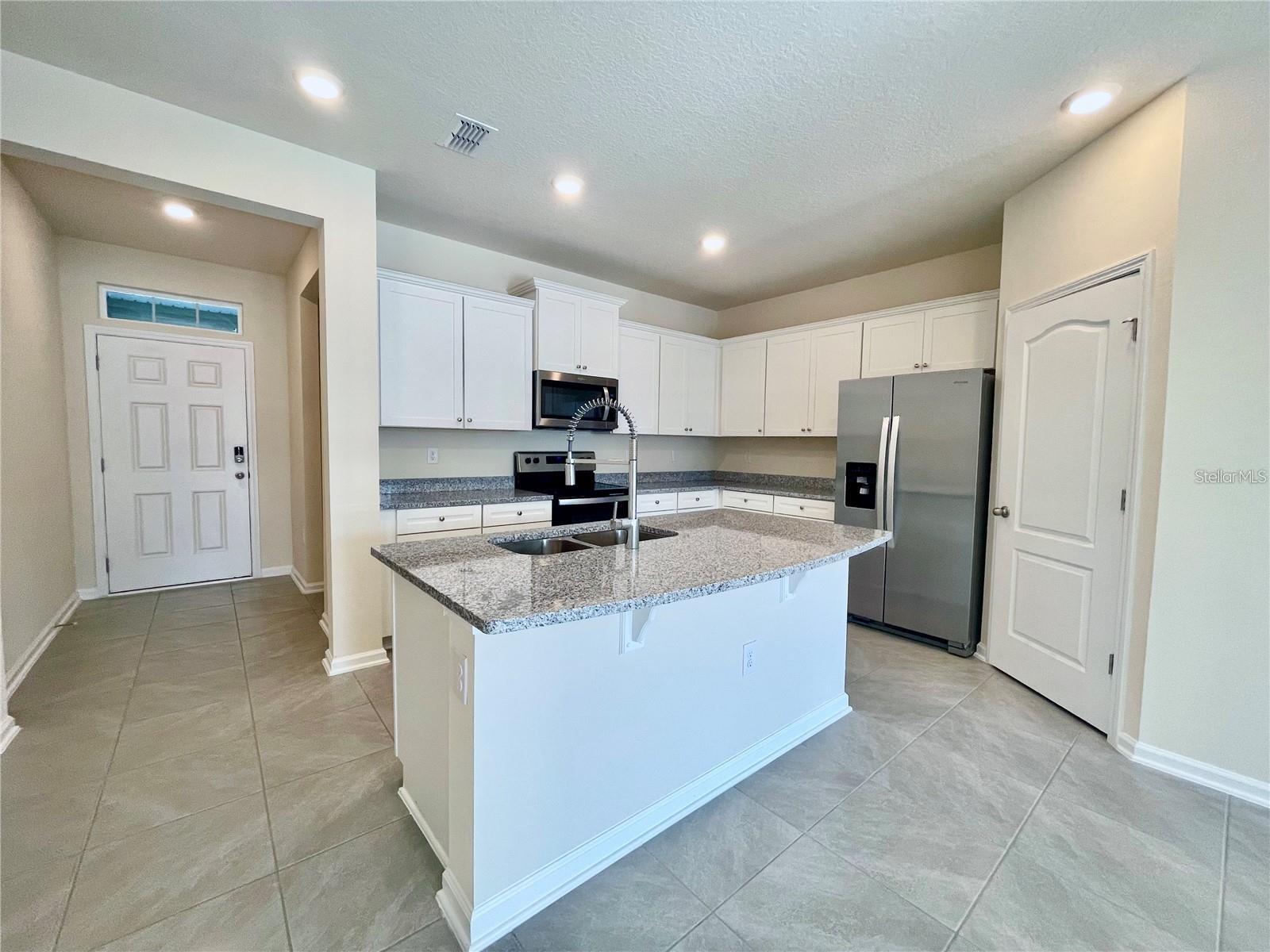 199 Redbud Road, FL