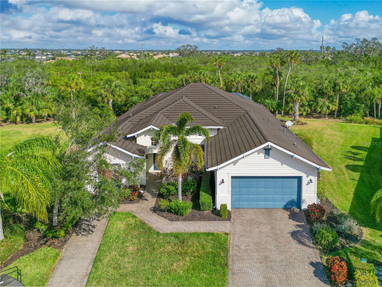 931 Mangrove Edge Court, FL