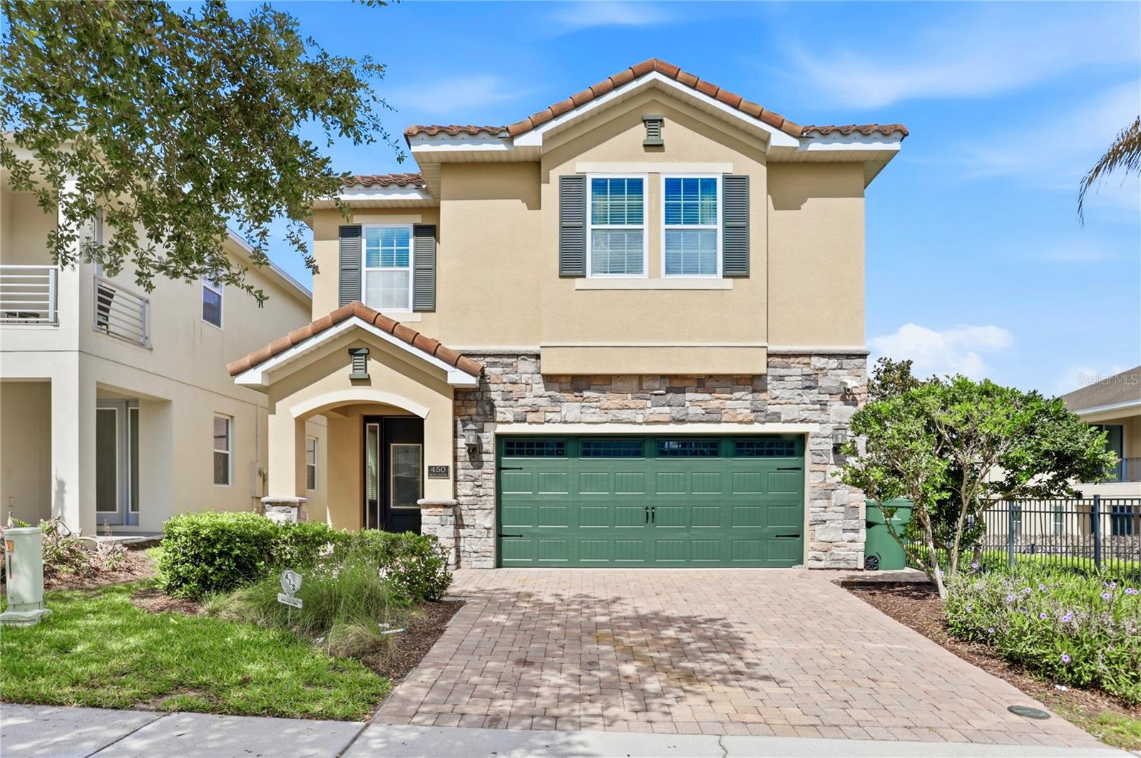 450 Novi Path, FL