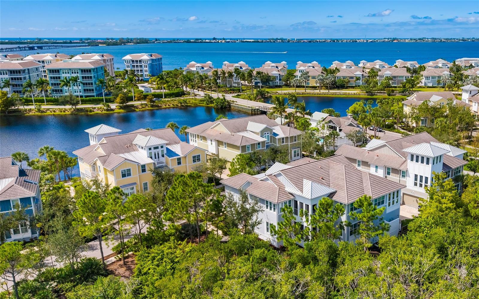 339 Sapphire Lake Drive, FL