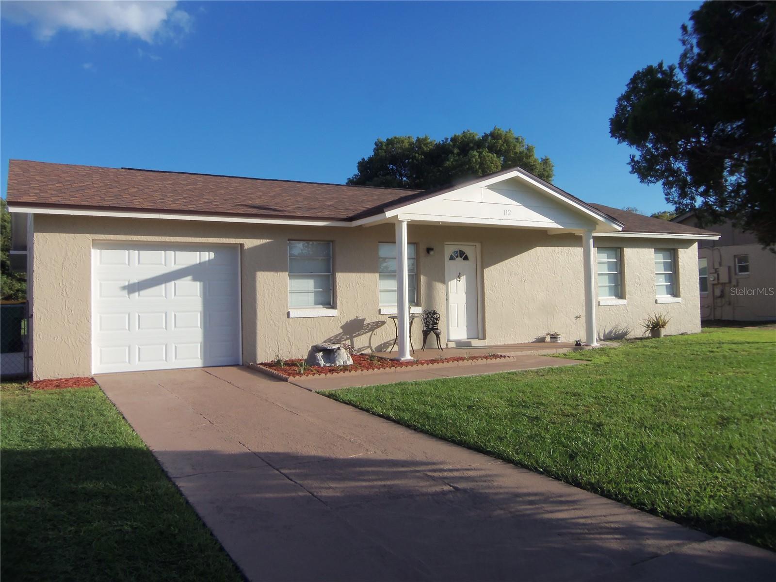 112 Hermosillo Drive, FL