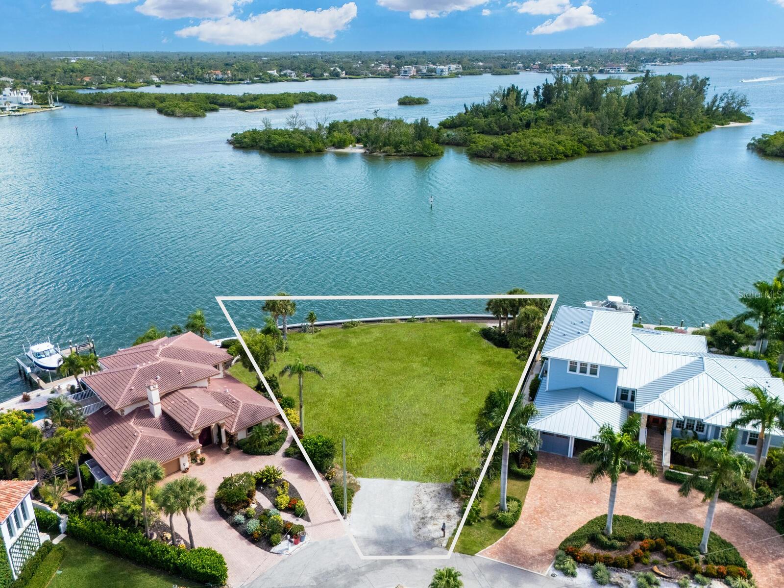894 Freeling Drive, FL