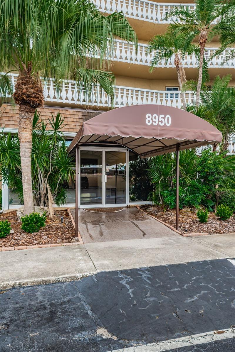 8950 Park Boulevard, FL