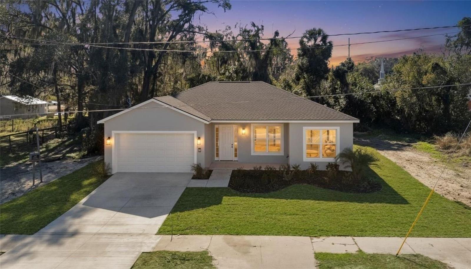 902 2nd Street, FL