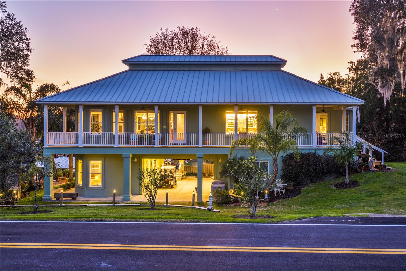 301 Saratoga Dr, FL