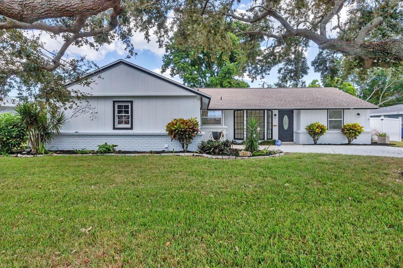 6711 S Lockwood Ridge Rd, FL