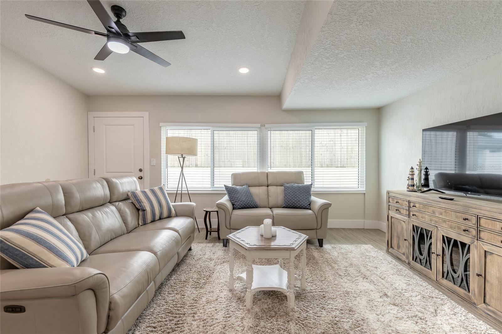 8 Robben Terrace, FL