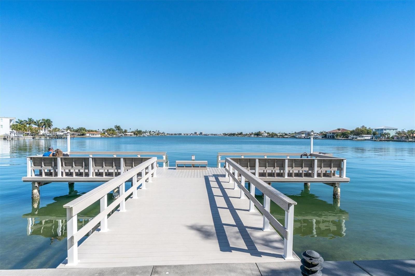 5575 Gulf Boulevard, FL