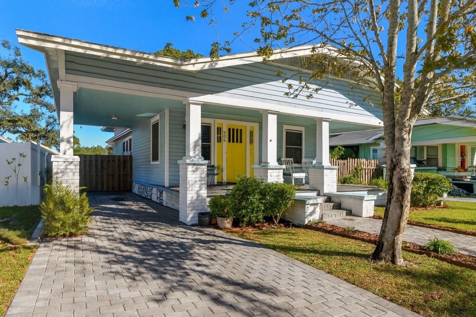 906 E Hamilton Ave, FL