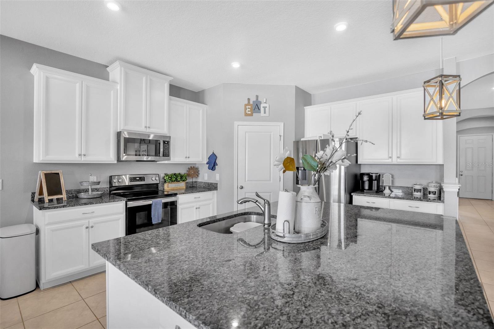 8512 Orchard Grass Street, FL