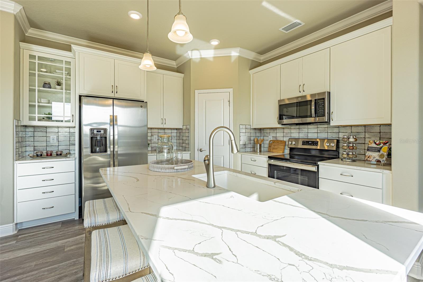 9429 Highland Hills Drive, FL