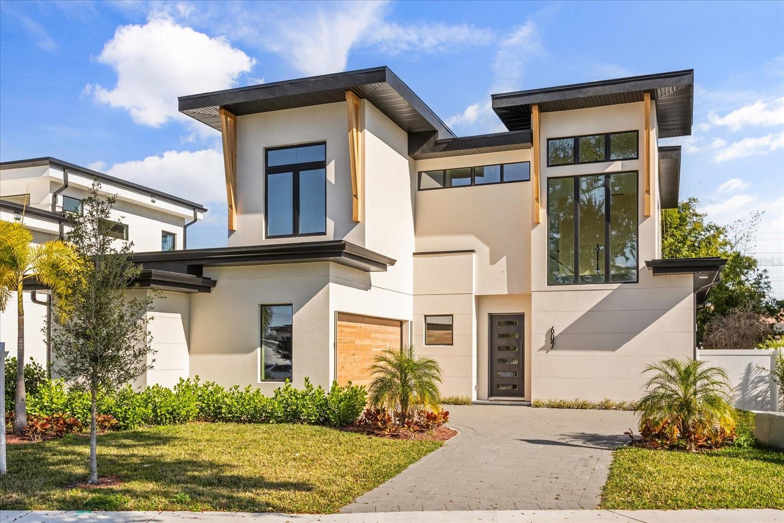 607 Ellen Dr, FL
