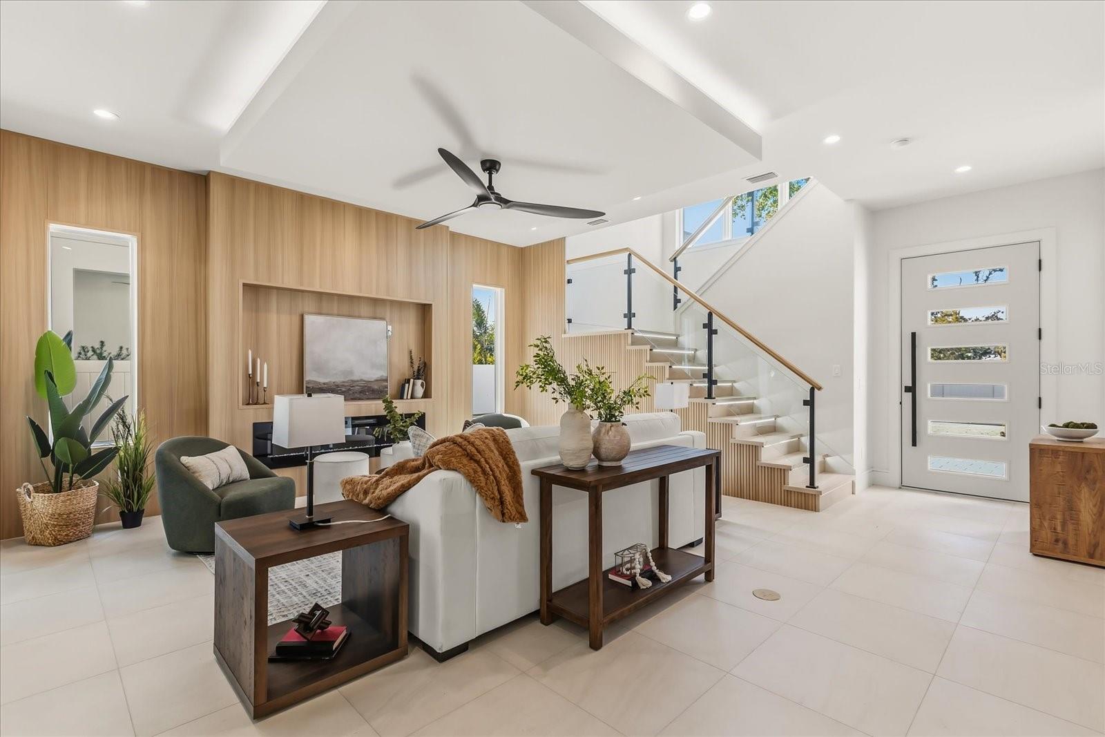 607 Ellen Drive, FL