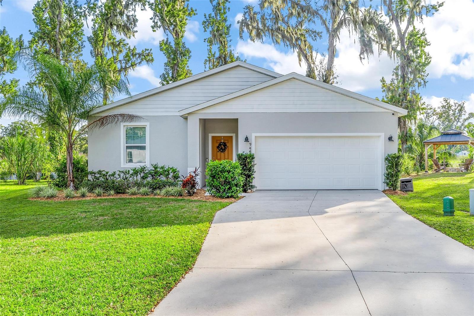 944 Belle Oak Drive, FL