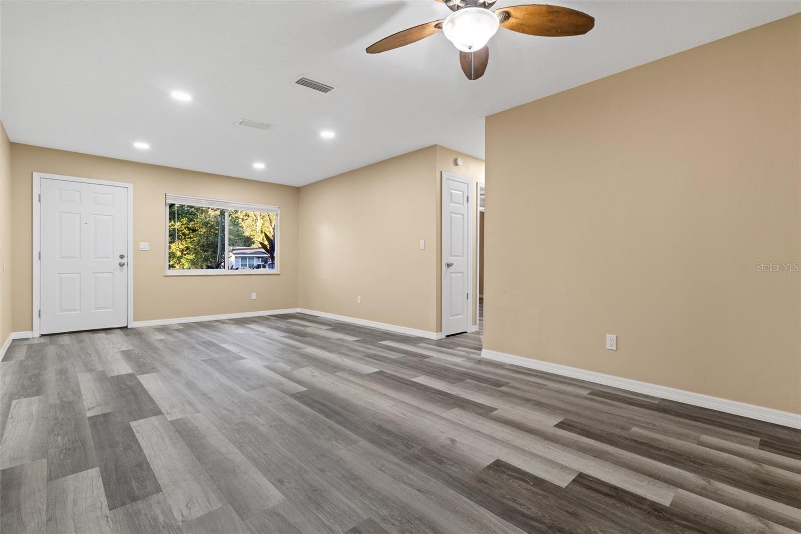 609 Holley Street, FL
