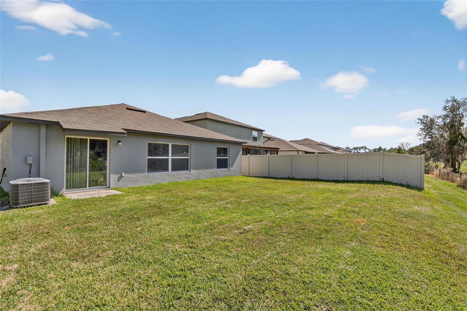 1748 Red Loop, FL
