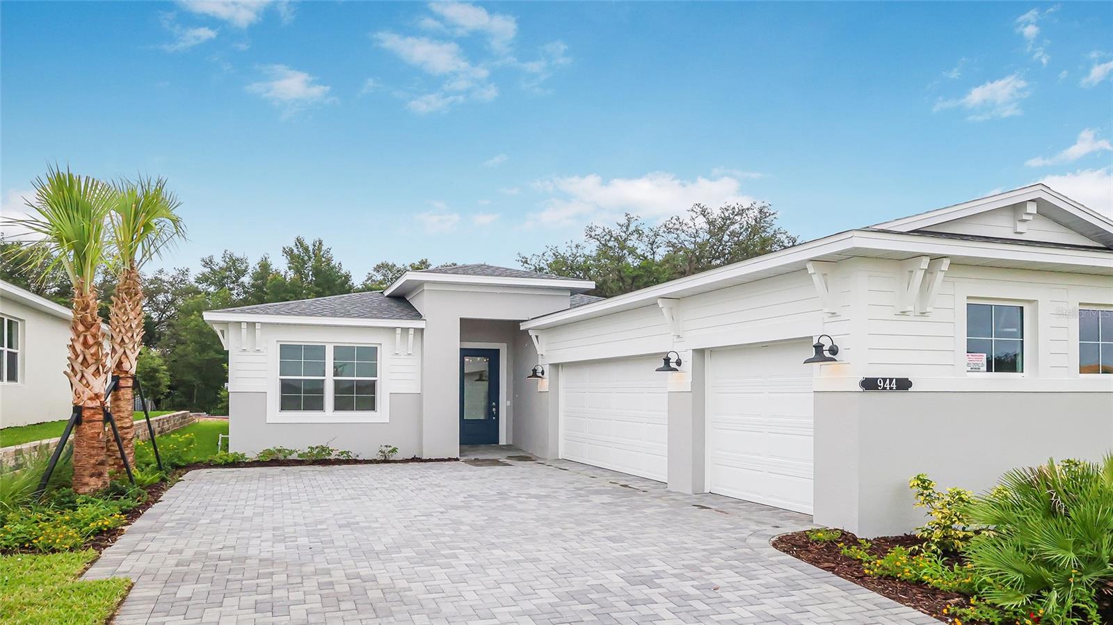 944 Club Cresswind Drive, FL