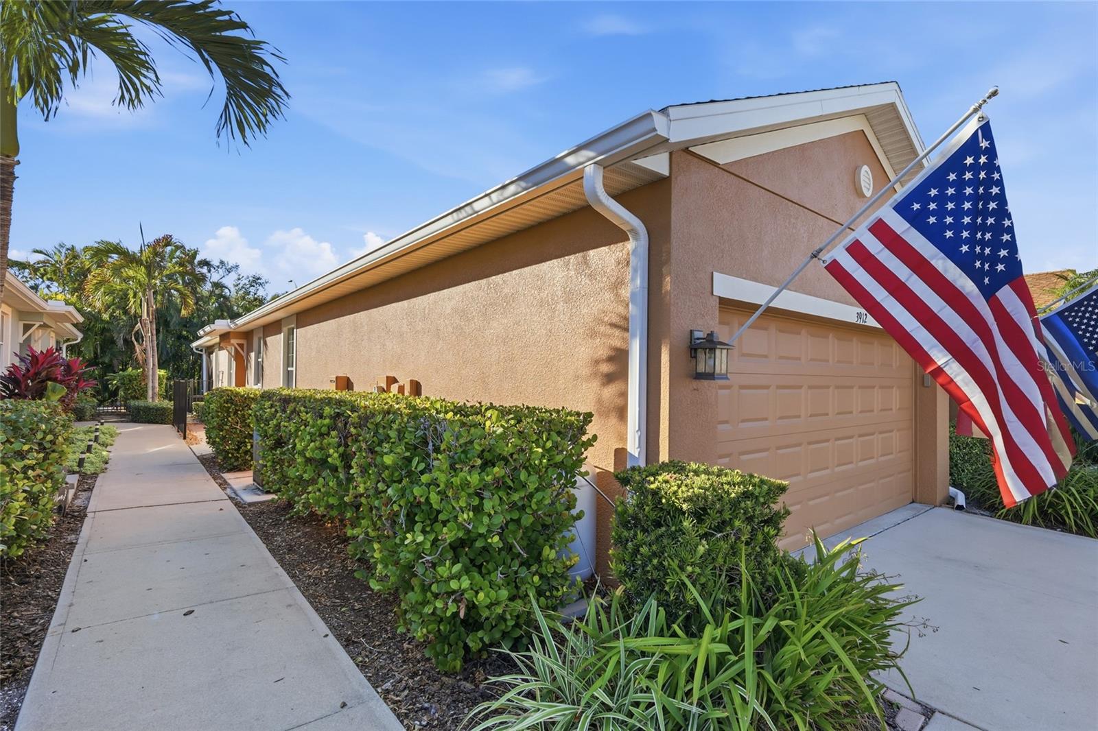 3912 Bridlecrest Lane, FL