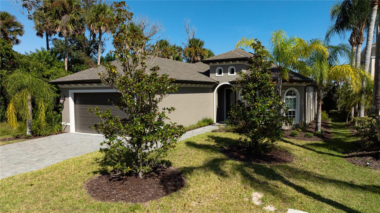 27 Riverwalk Drive, FL