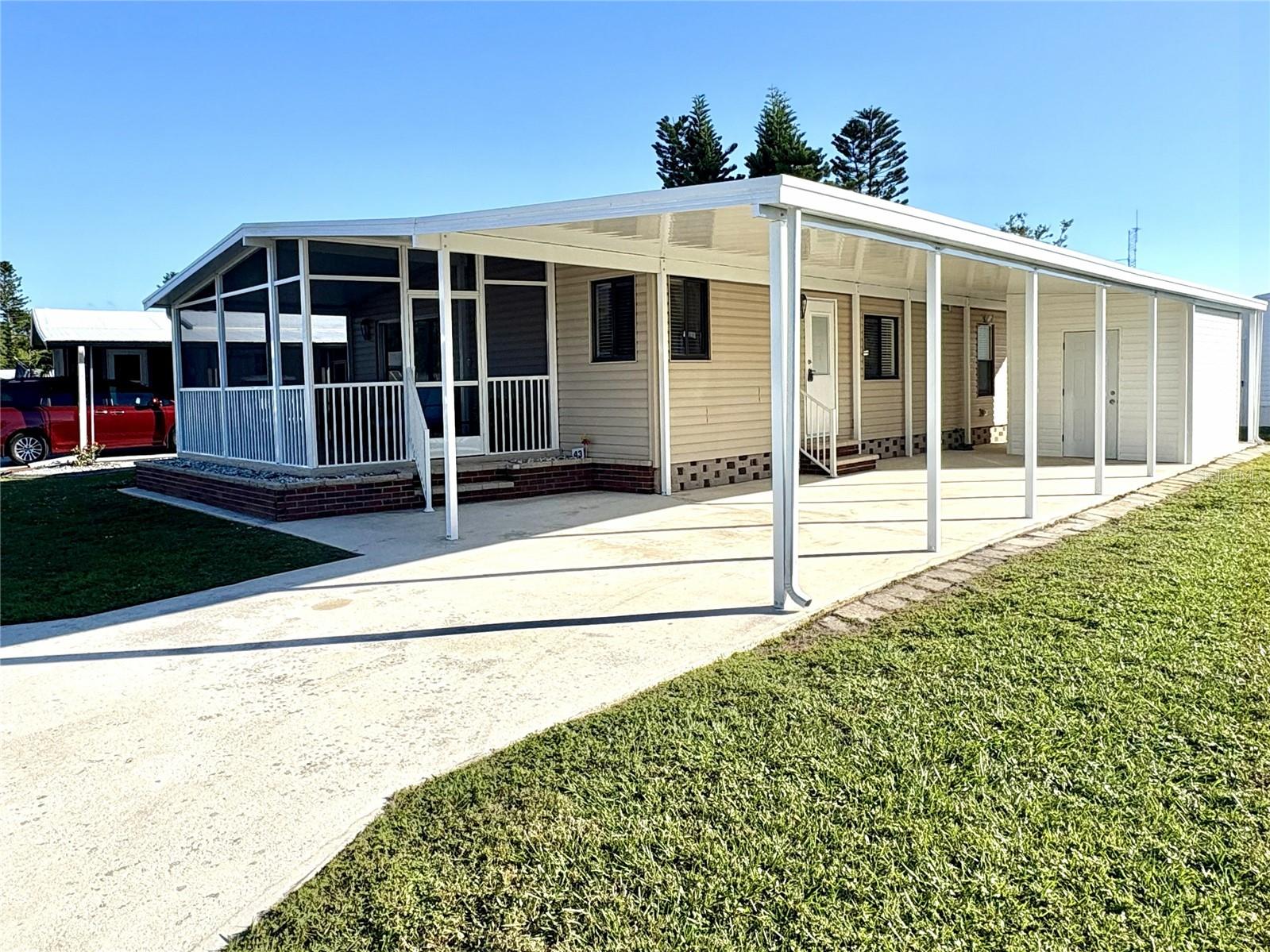 43 N Easter Island Cir, FL