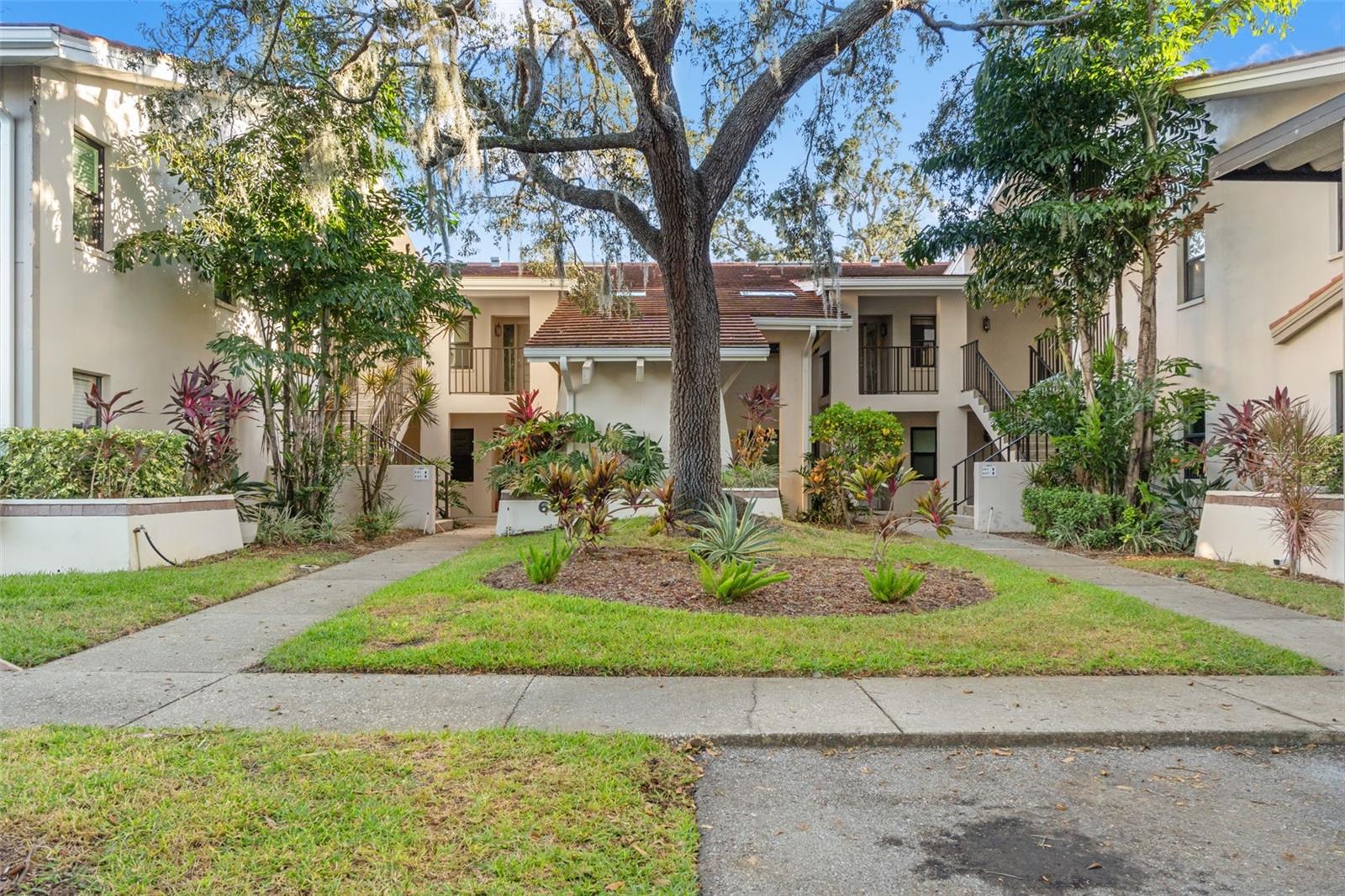 300 Florida Avenue, FL