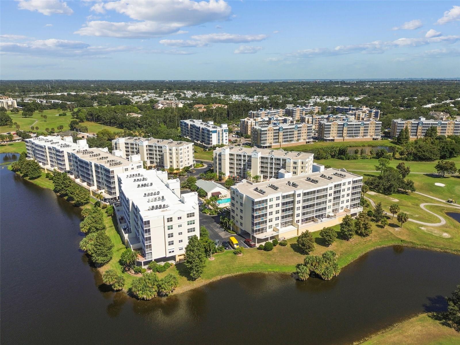 1200 Country Club Dr #2405, FL