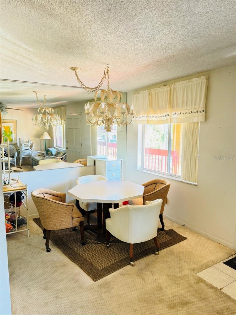 400 El Camino Drive, FL