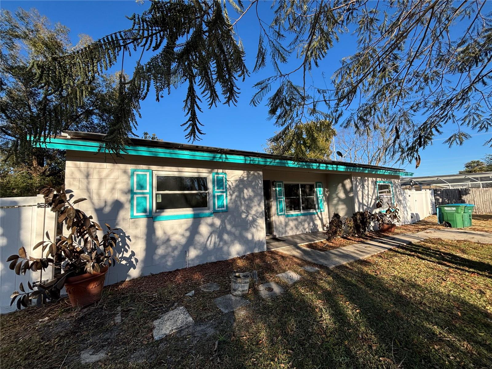 710 East Ct, FL