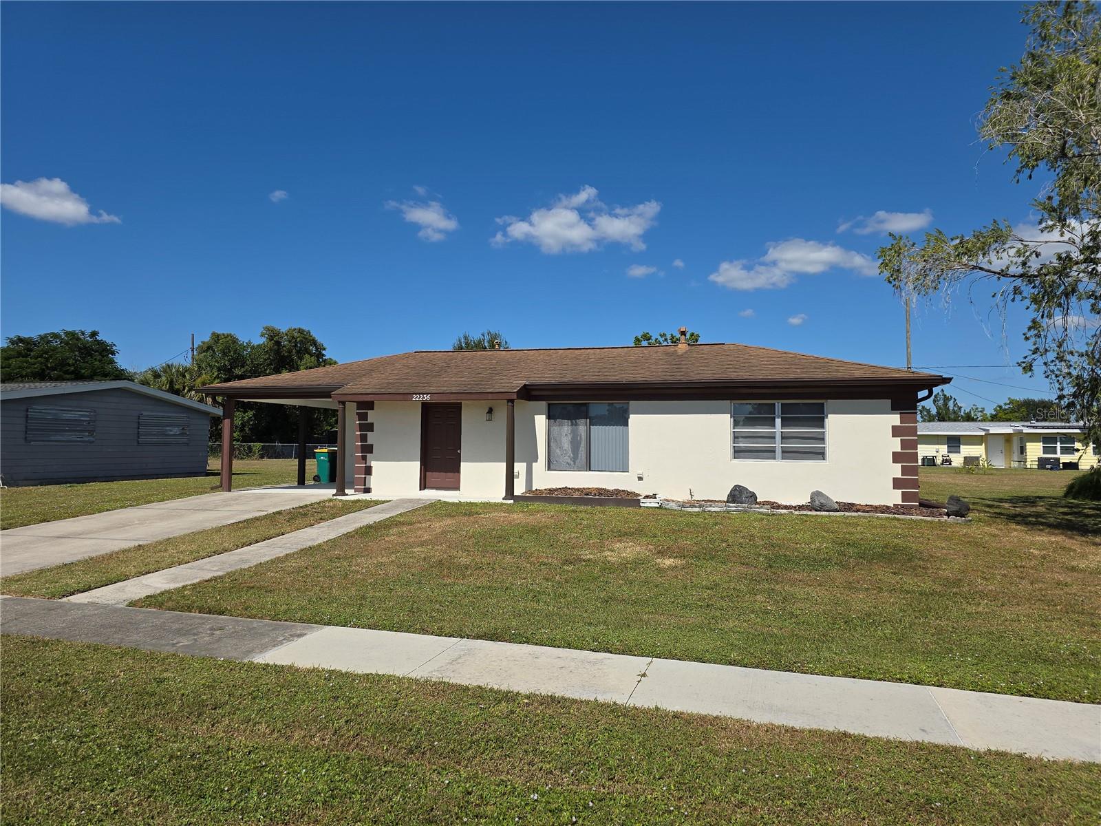 22236 Montrose Avenue, FL