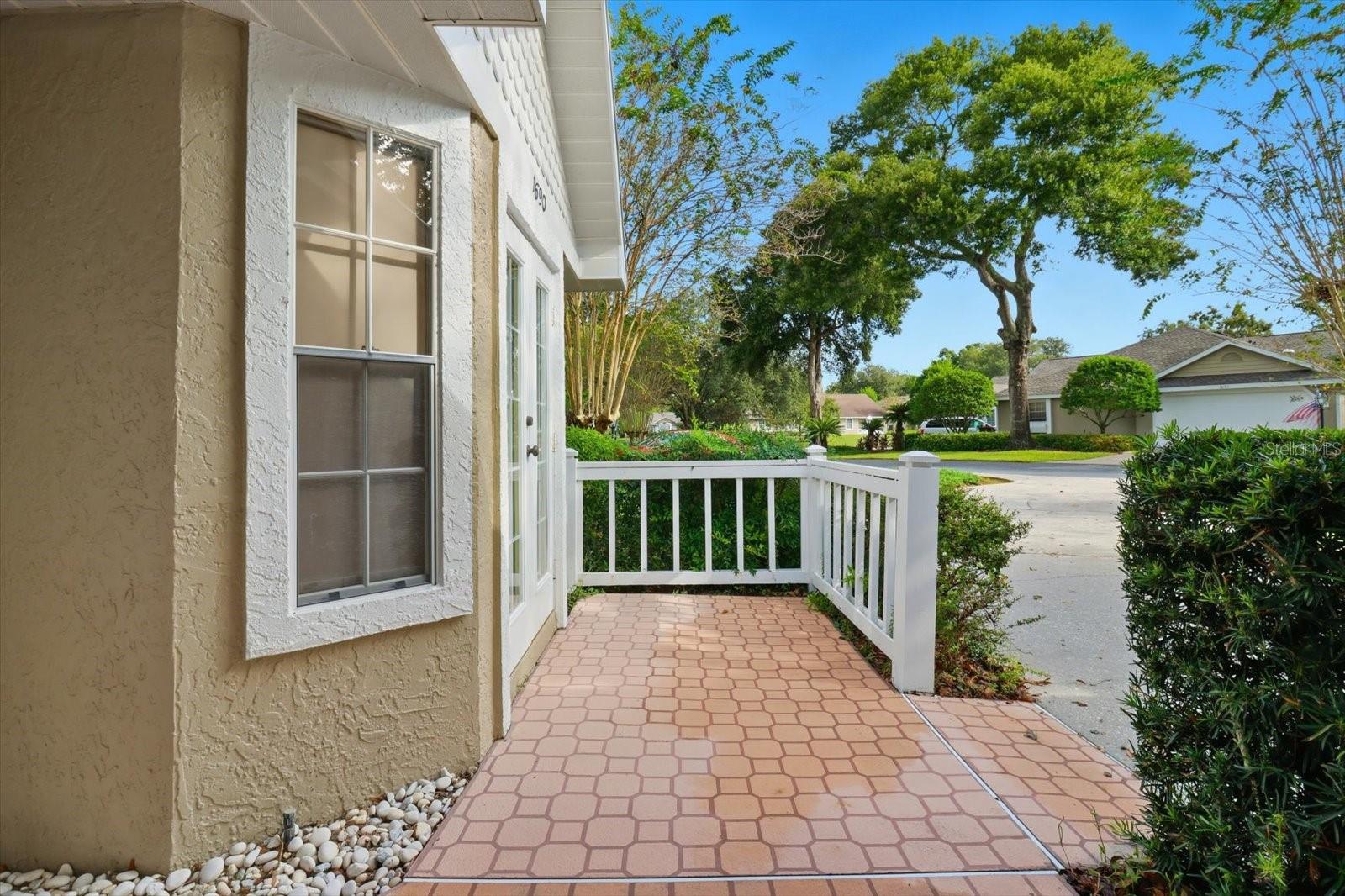 1690 Foxboro Loop, FL